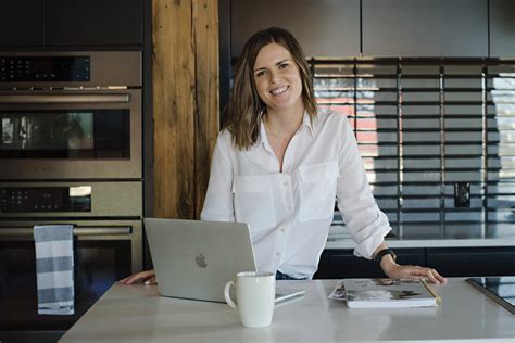 benefits of a busty stepmom|7 Habits That Will Make You A Good Stepmom .